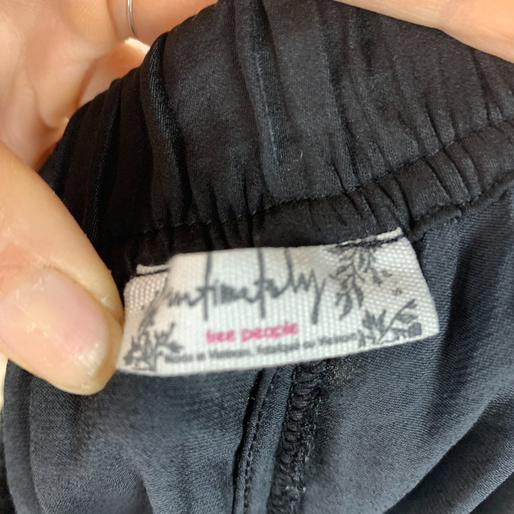Intimately Free People Shorts Small Black Satin Silky Polyester Pajama Stretch - Picture 10 of 11